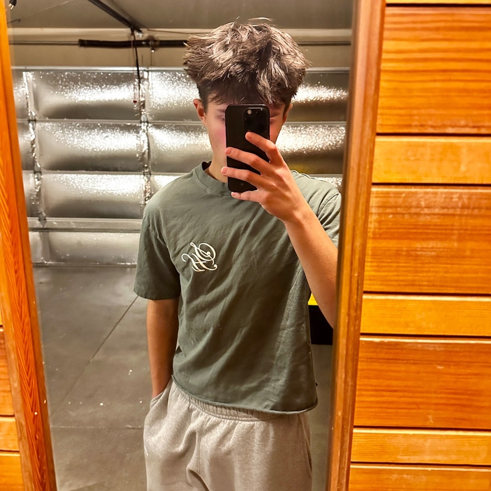 Green Short Sleeve Tee with Casual Fit and Crew Neck